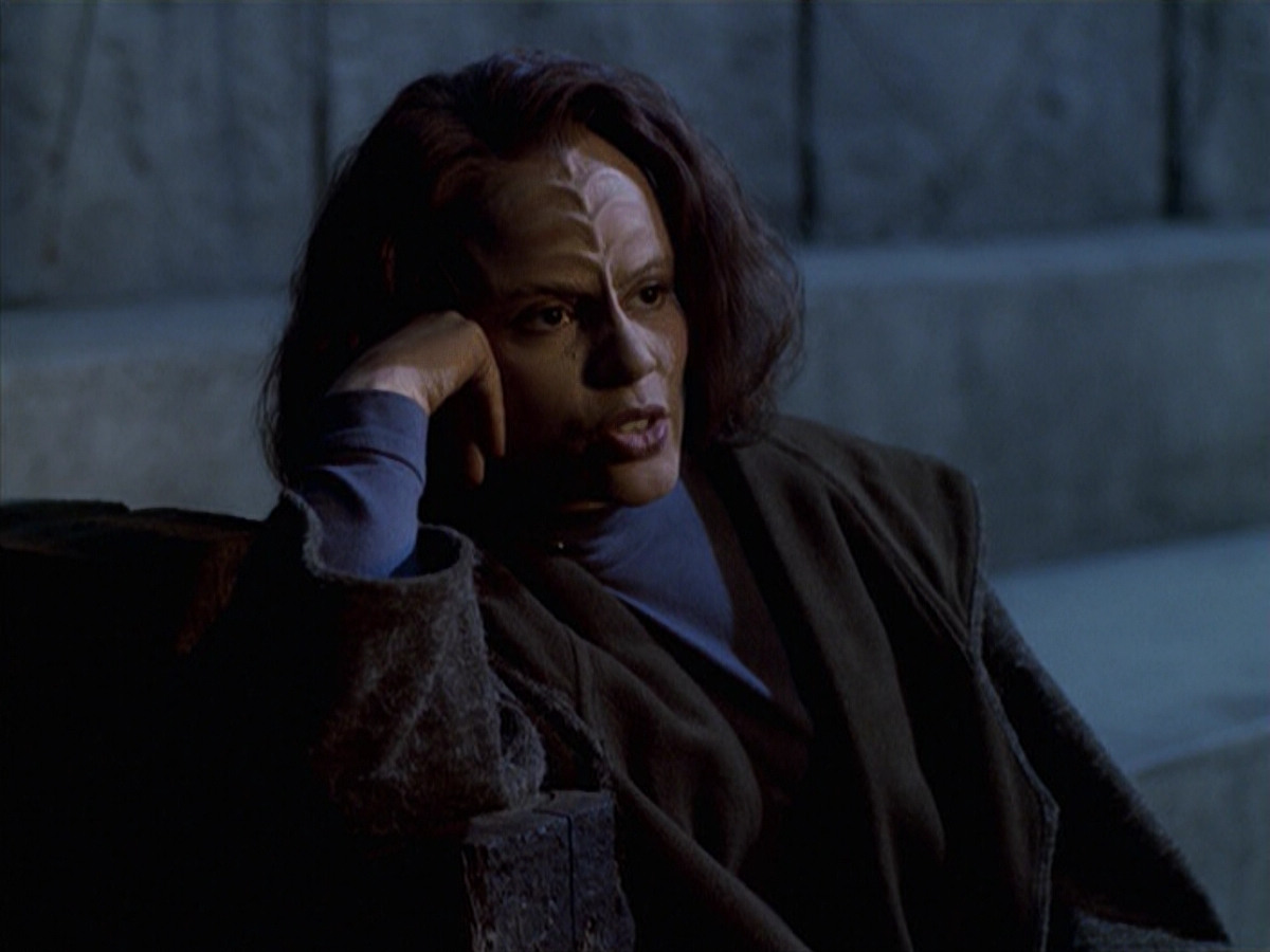 extant_StarTrek_VOY_6x22-Muse_02291.jpg