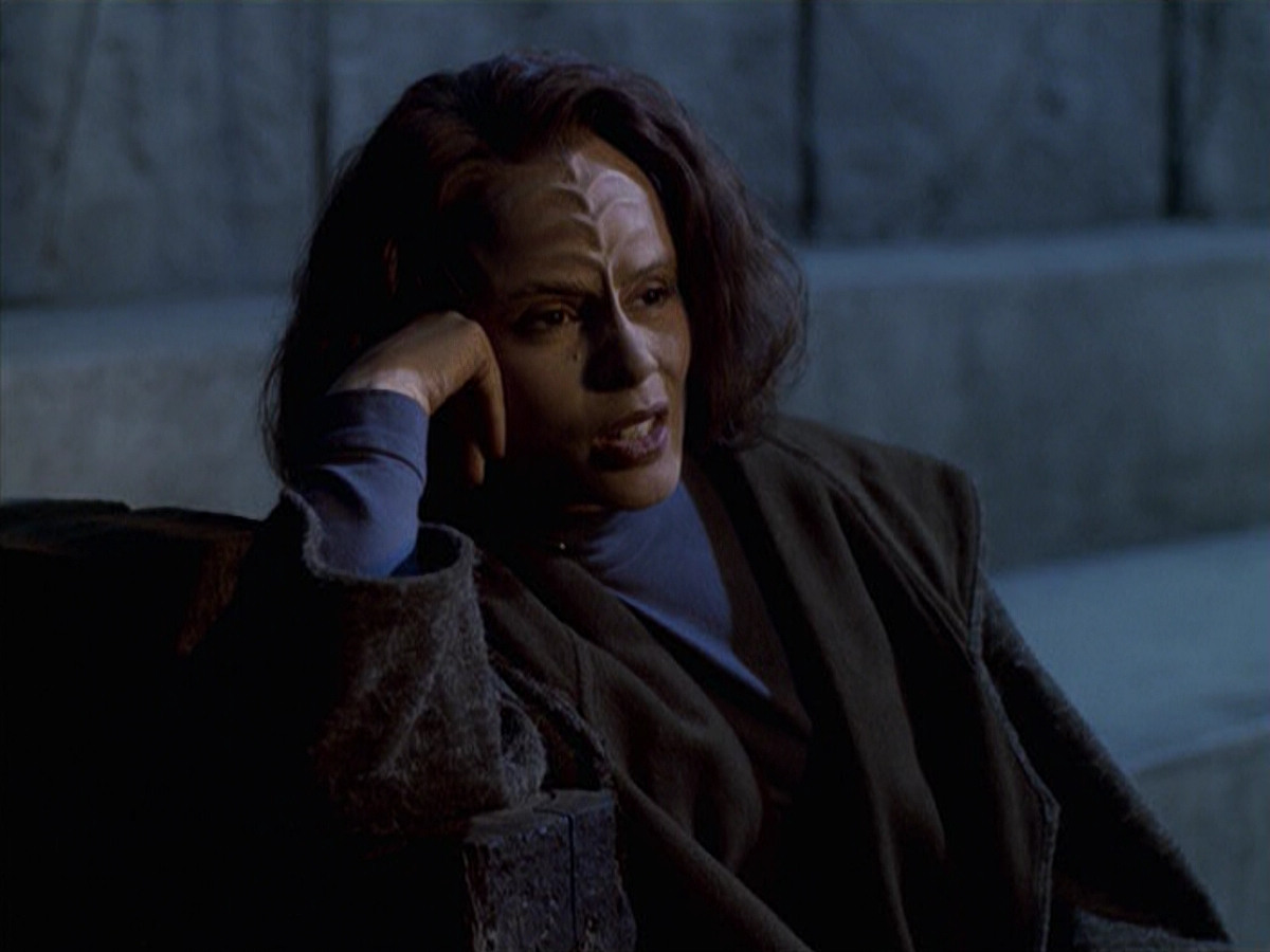 extant_StarTrek_VOY_6x22-Muse_02299.jpg