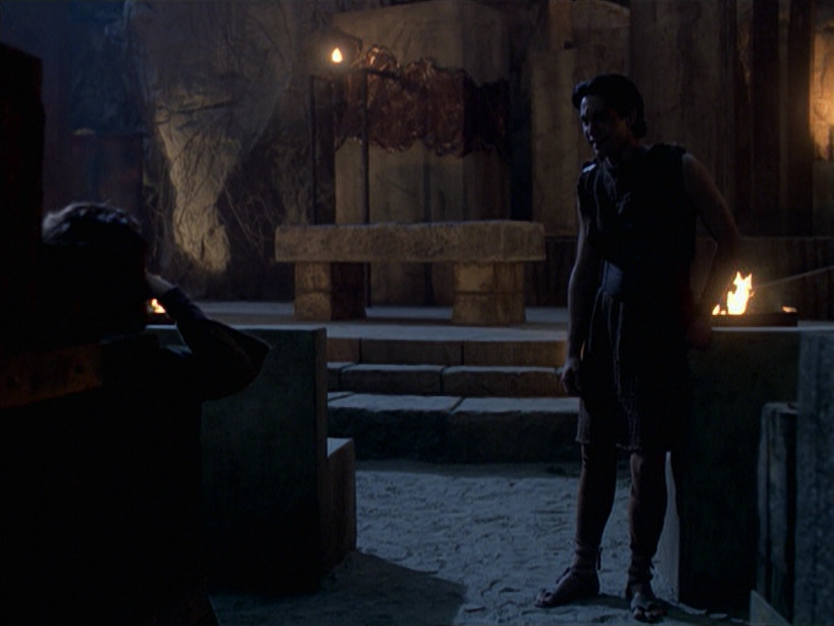 extant_StarTrek_VOY_6x22-Muse_02327.jpg