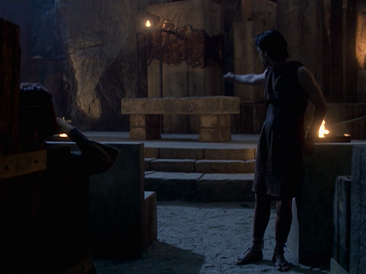 extant_StarTrek_VOY_6x22-Muse_02340.jpg