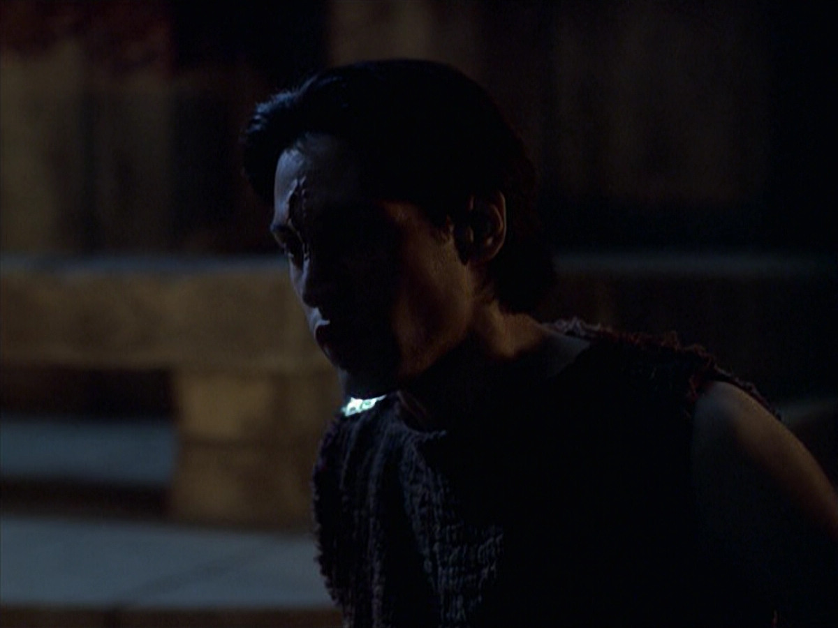 extant_StarTrek_VOY_6x22-Muse_02370.jpg