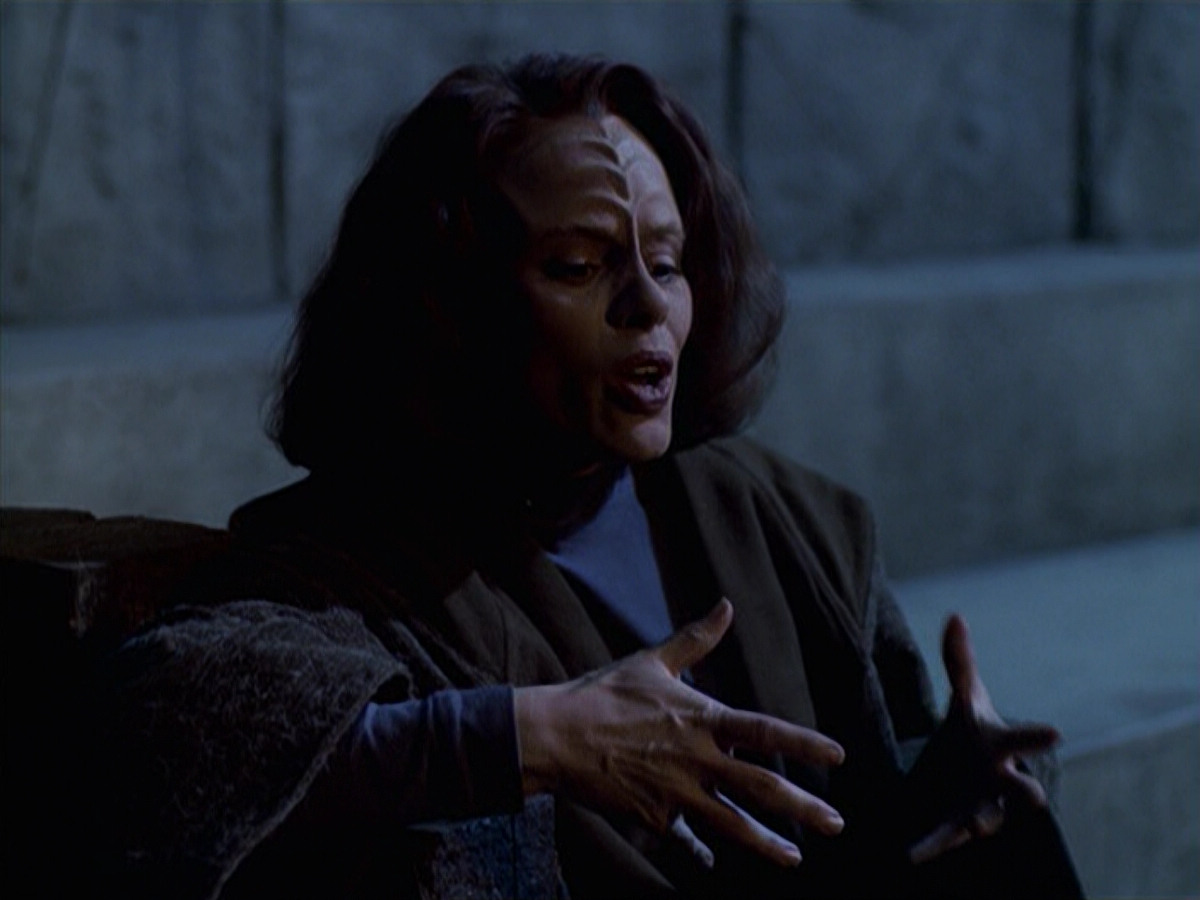 extant_StarTrek_VOY_6x22-Muse_02382.jpg