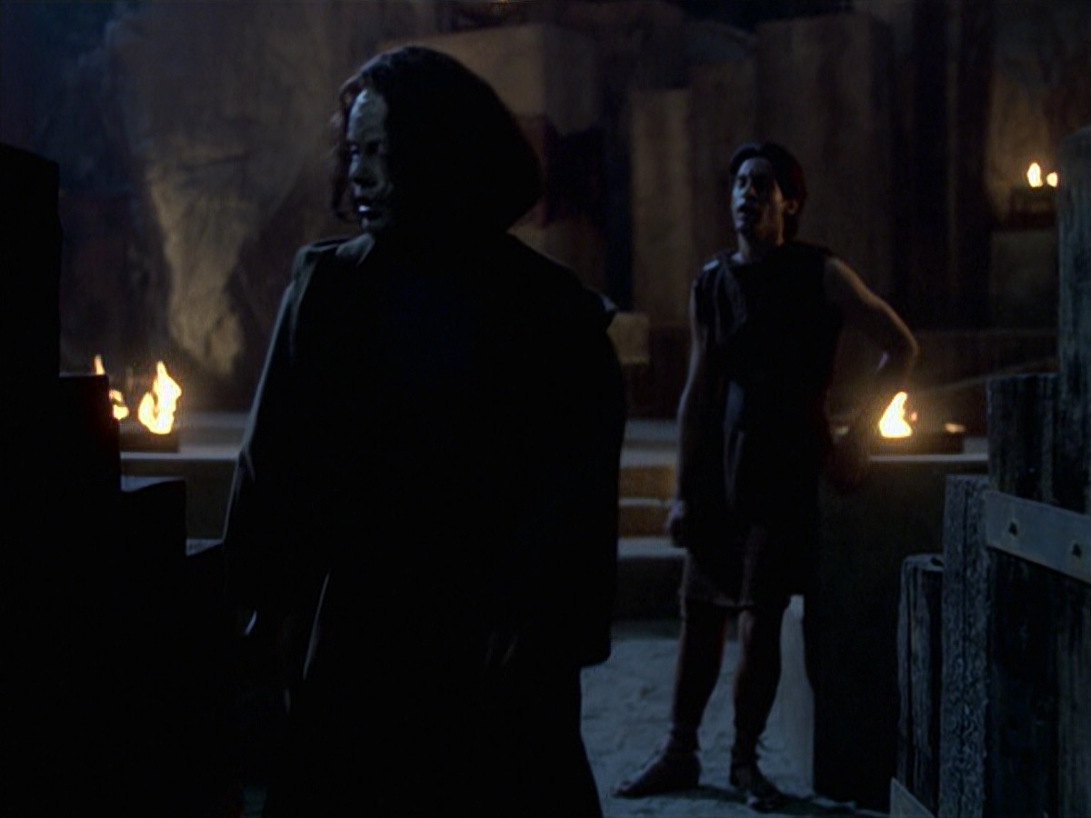 extant_StarTrek_VOY_6x22-Muse_02418.jpg