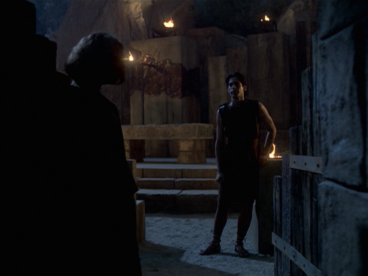 extant_StarTrek_VOY_6x22-Muse_02422.jpg
