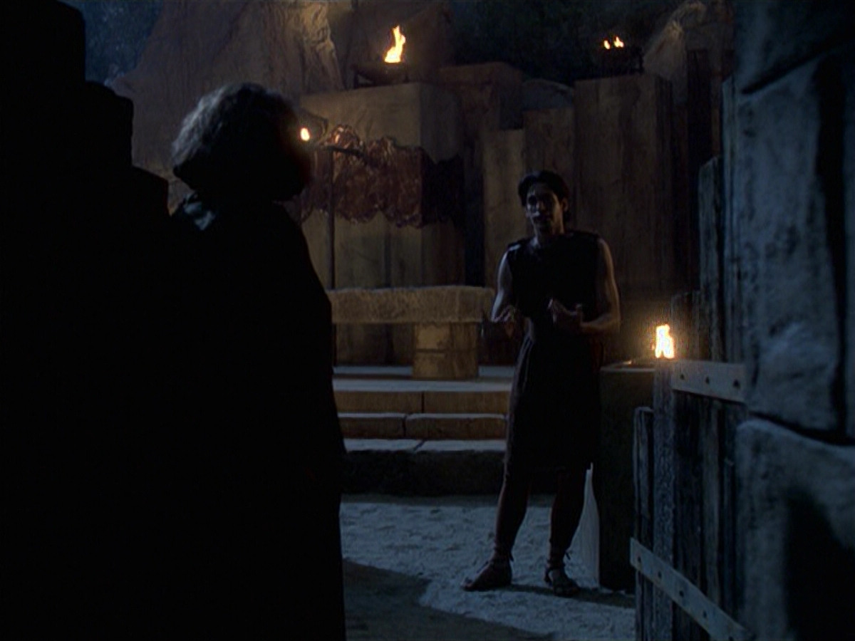 extant_StarTrek_VOY_6x22-Muse_02424.jpg