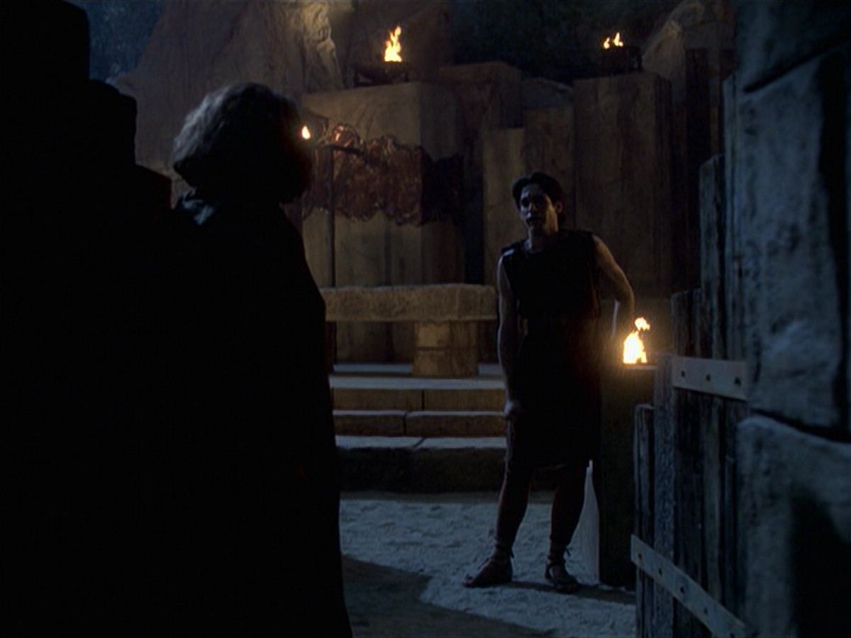 extant_StarTrek_VOY_6x22-Muse_02425.jpg