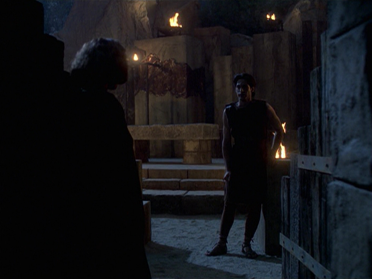 extant_StarTrek_VOY_6x22-Muse_02436.jpg