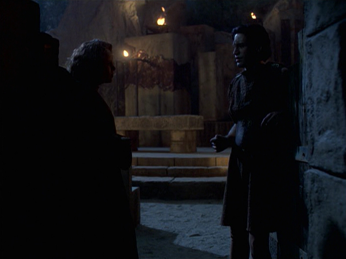 extant_StarTrek_VOY_6x22-Muse_02458.jpg