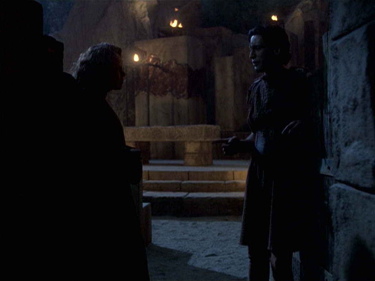 extant_StarTrek_VOY_6x22-Muse_02462.jpg