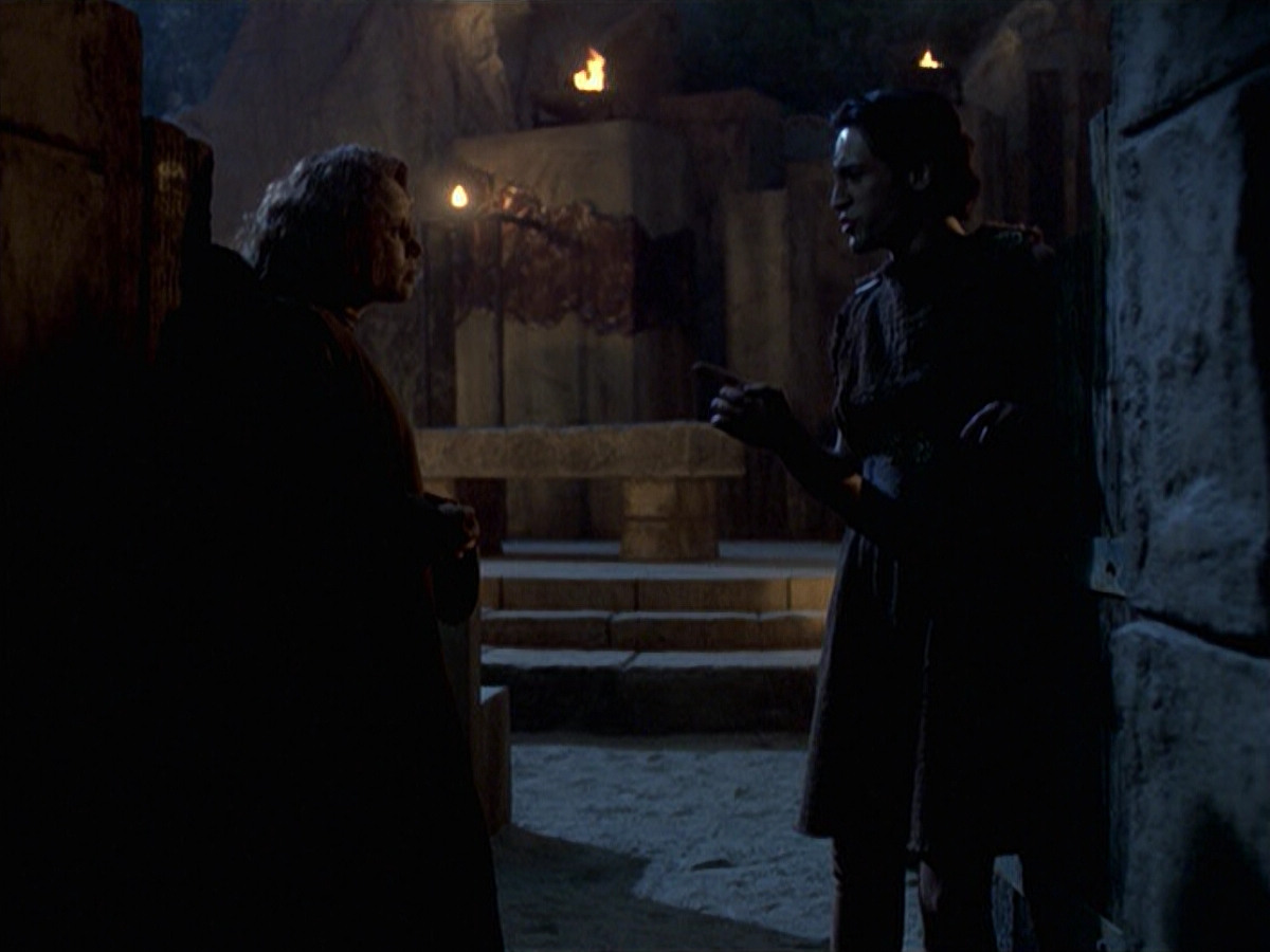 extant_StarTrek_VOY_6x22-Muse_02464.jpg
