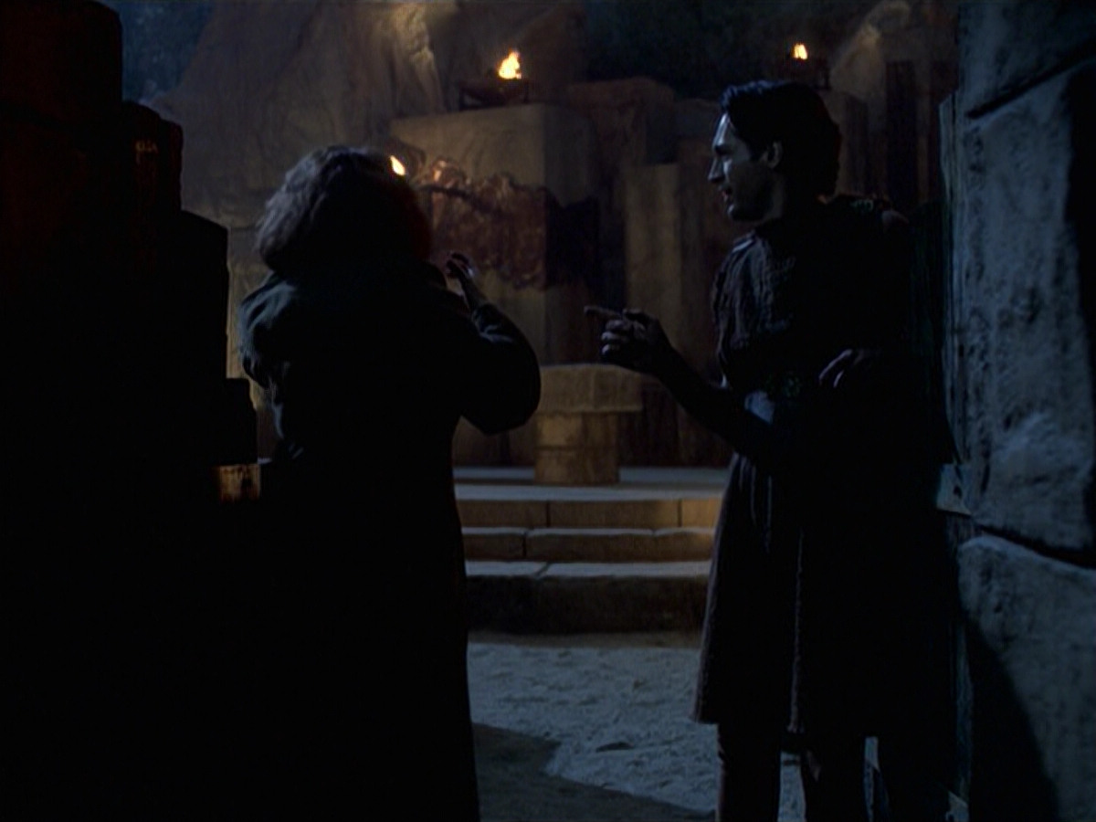 extant_StarTrek_VOY_6x22-Muse_02466.jpg
