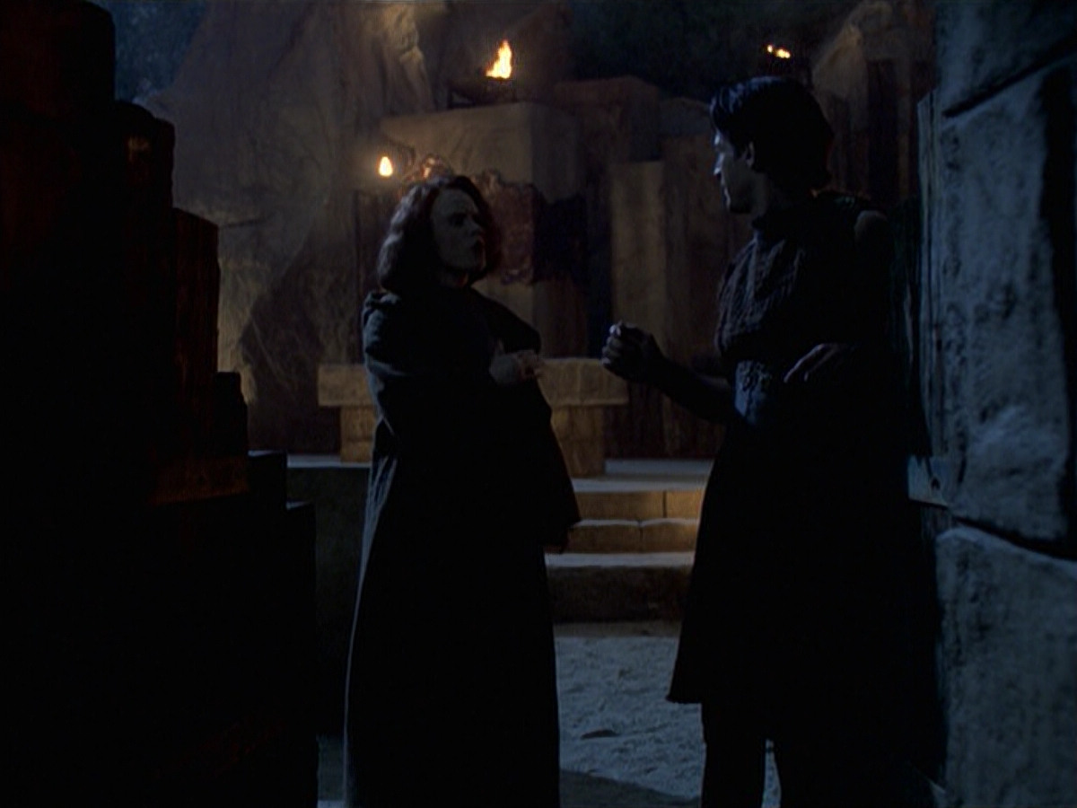 extant_StarTrek_VOY_6x22-Muse_02471.jpg