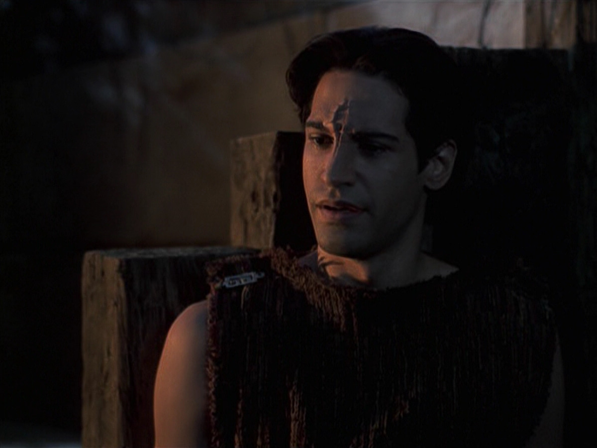 extant_StarTrek_VOY_6x22-Muse_02480.jpg