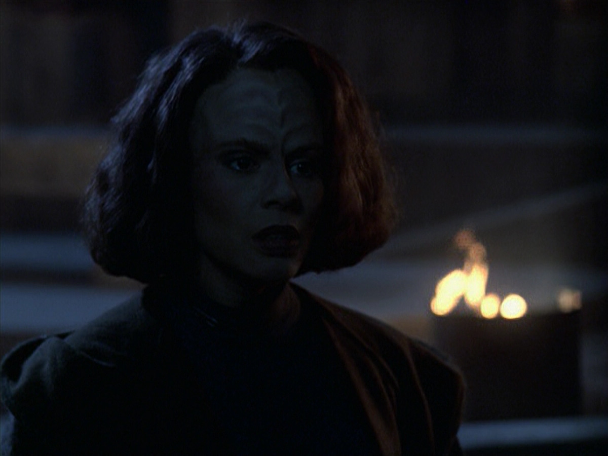extant_StarTrek_VOY_6x22-Muse_02485.jpg