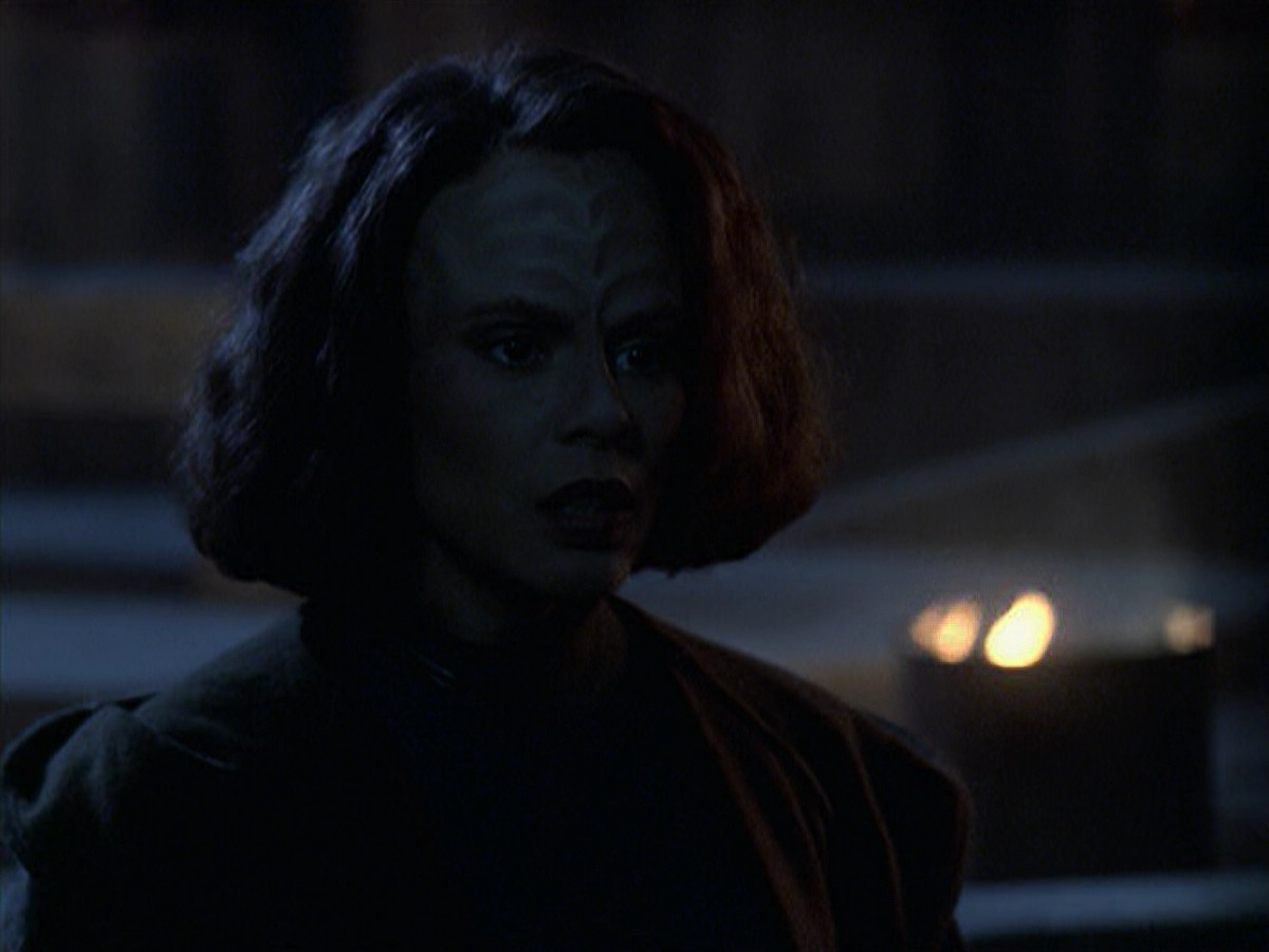 extant_StarTrek_VOY_6x22-Muse_02488.jpg
