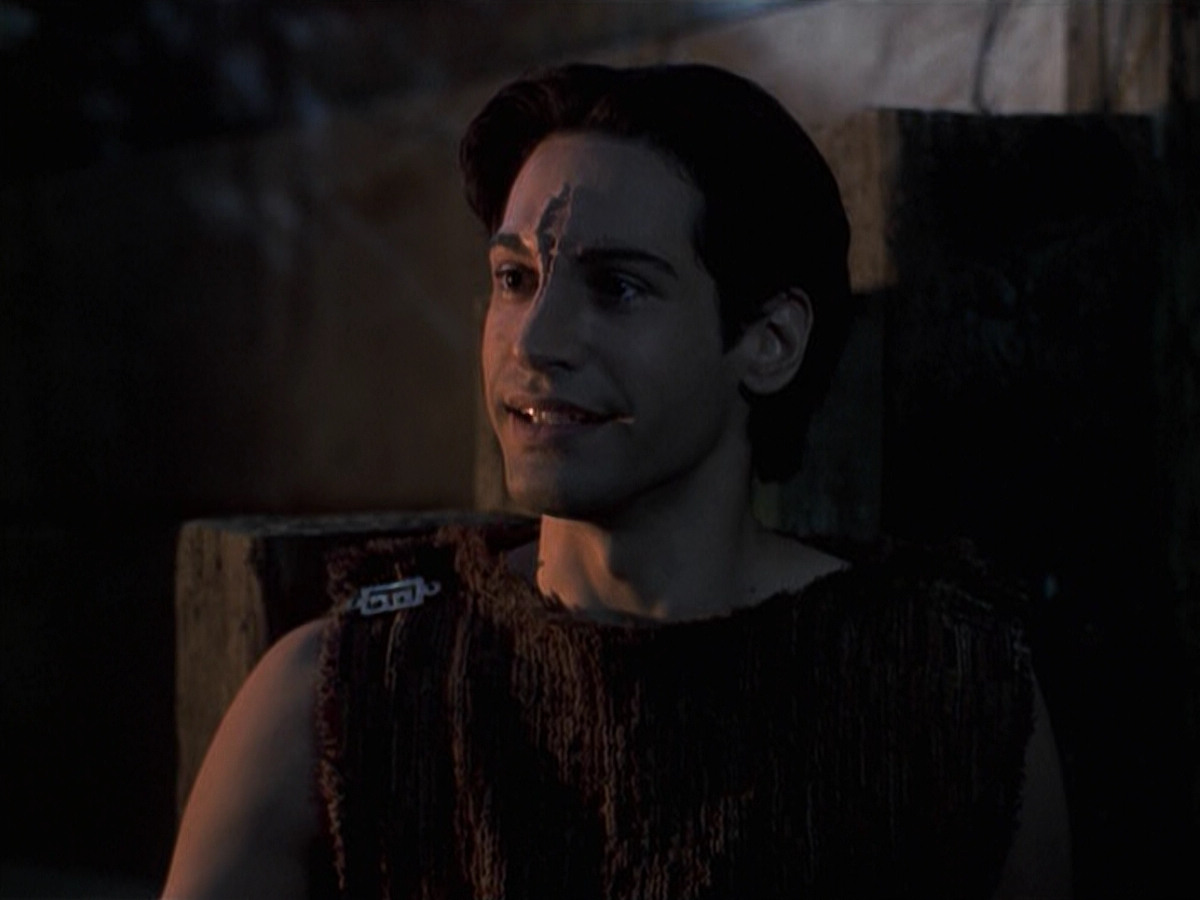 extant_StarTrek_VOY_6x22-Muse_02534.jpg