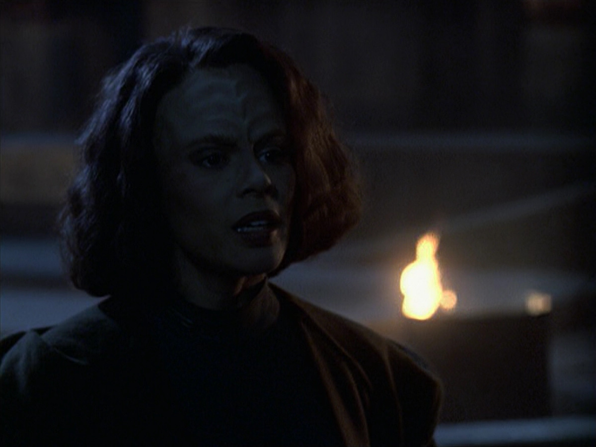 extant_StarTrek_VOY_6x22-Muse_02536.jpg