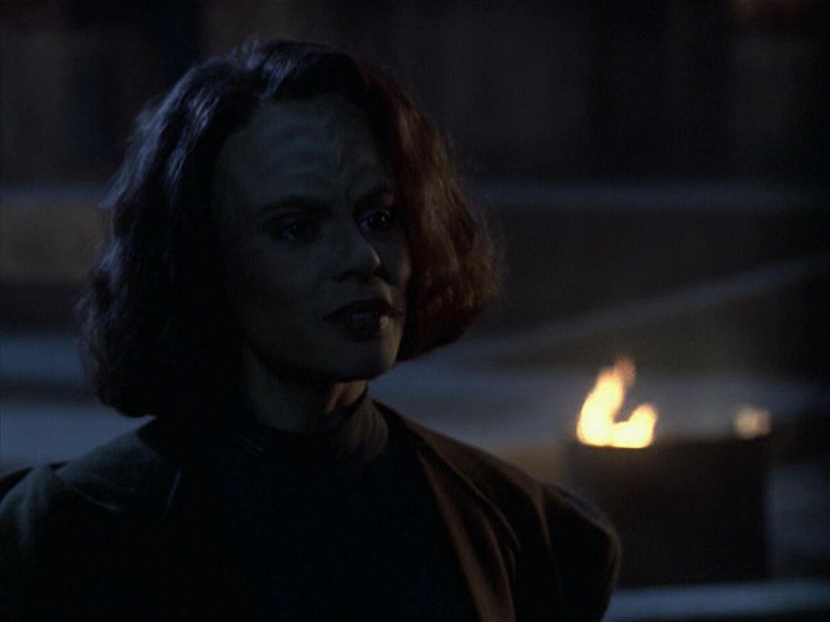 extant_StarTrek_VOY_6x22-Muse_02538.jpg