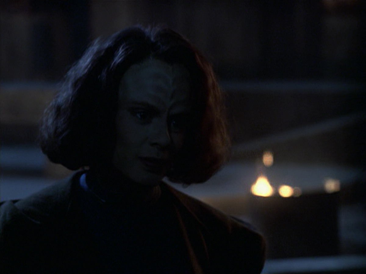 extant_StarTrek_VOY_6x22-Muse_02549.jpg
