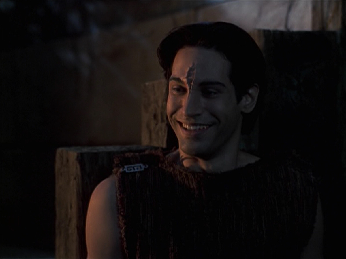 extant_StarTrek_VOY_6x22-Muse_02550.jpg
