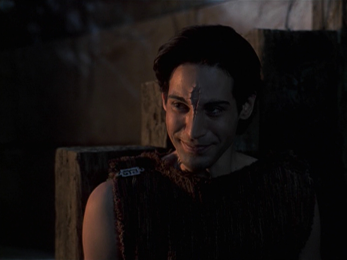 extant_StarTrek_VOY_6x22-Muse_02553.jpg