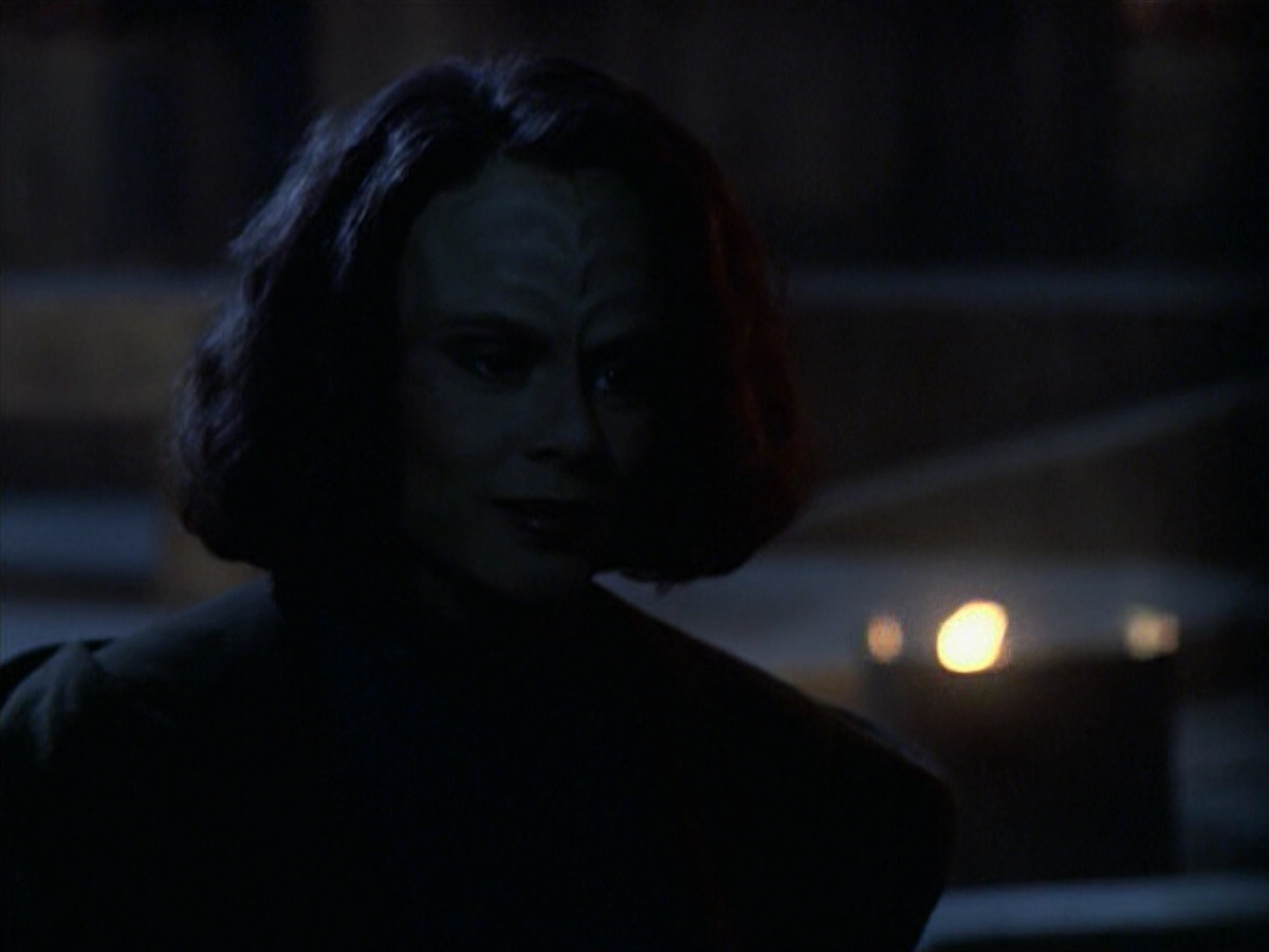 extant_StarTrek_VOY_6x22-Muse_02557.jpg