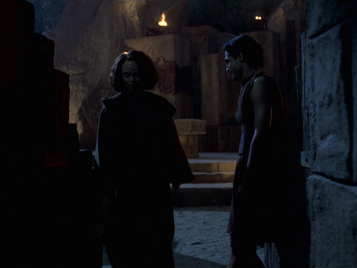extant_StarTrek_VOY_6x22-Muse_02559.jpg
