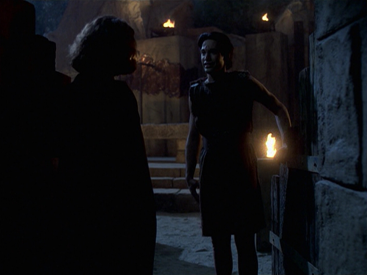 extant_StarTrek_VOY_6x22-Muse_02567.jpg