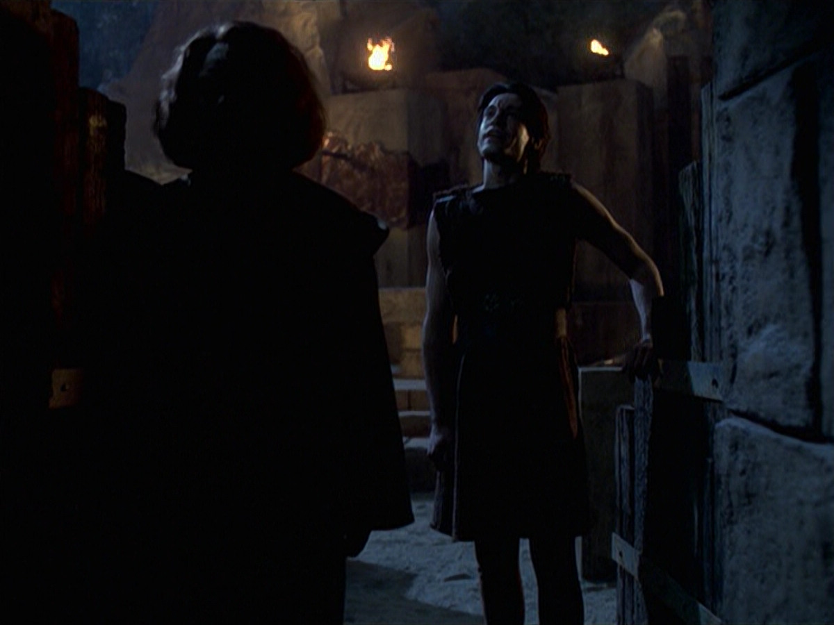extant_StarTrek_VOY_6x22-Muse_02573.jpg