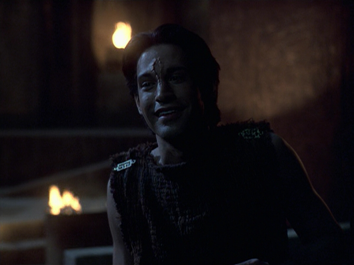 extant_StarTrek_VOY_6x22-Muse_02582.jpg