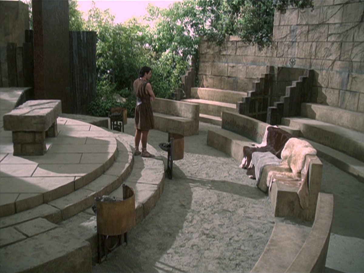 extant_StarTrek_VOY_6x22-Muse_02781.jpg