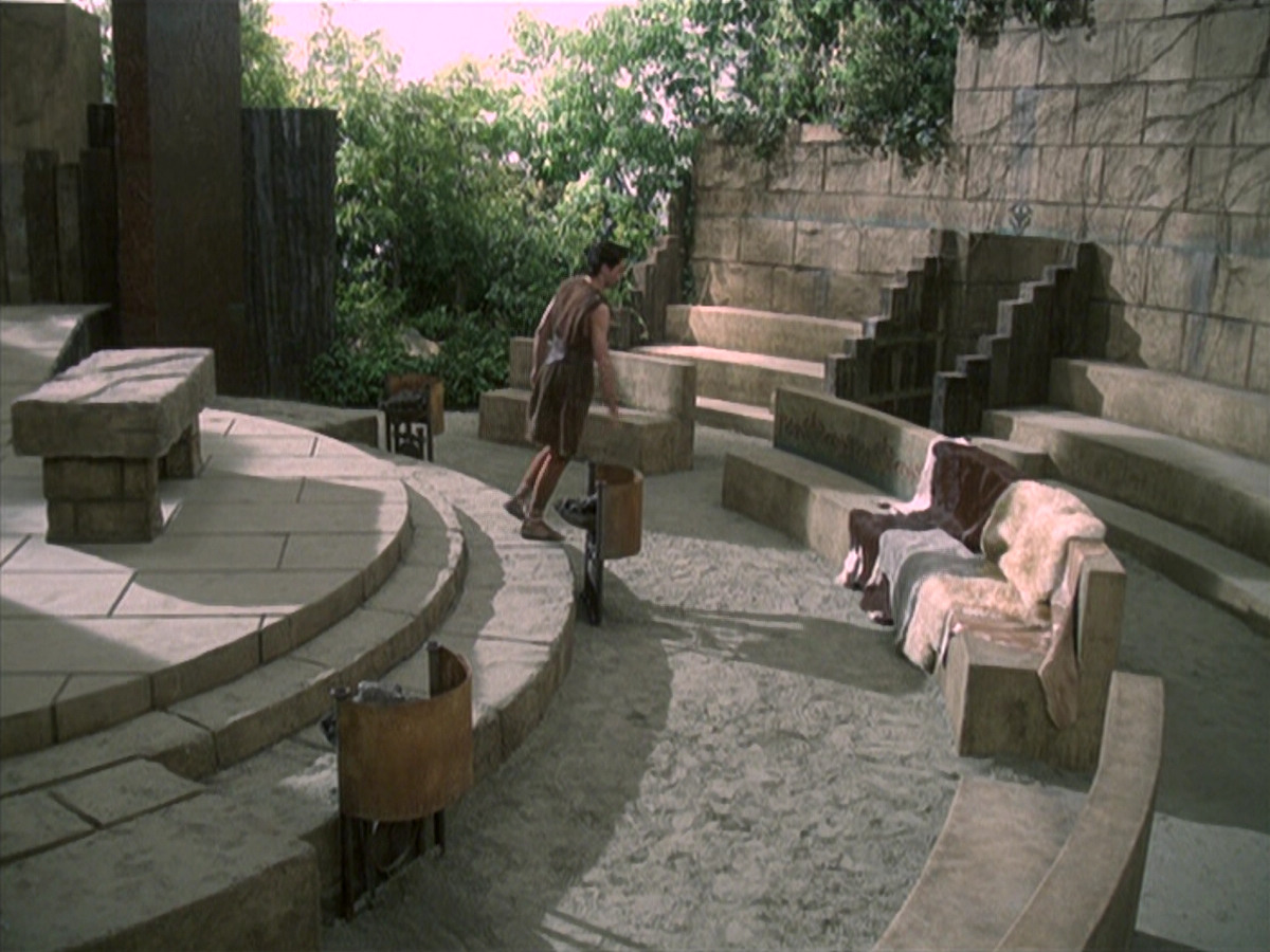 extant_StarTrek_VOY_6x22-Muse_02783.jpg