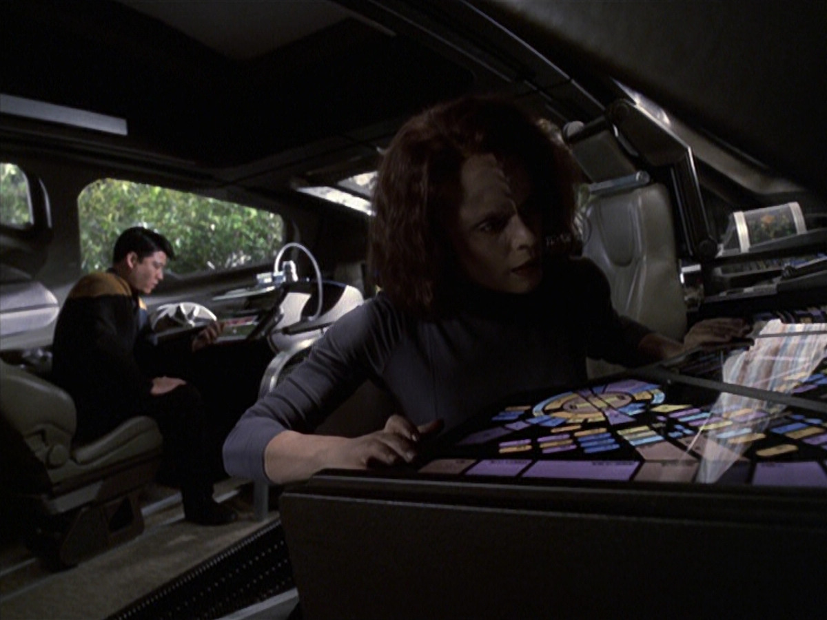 extant_StarTrek_VOY_6x22-Muse_02856.jpg