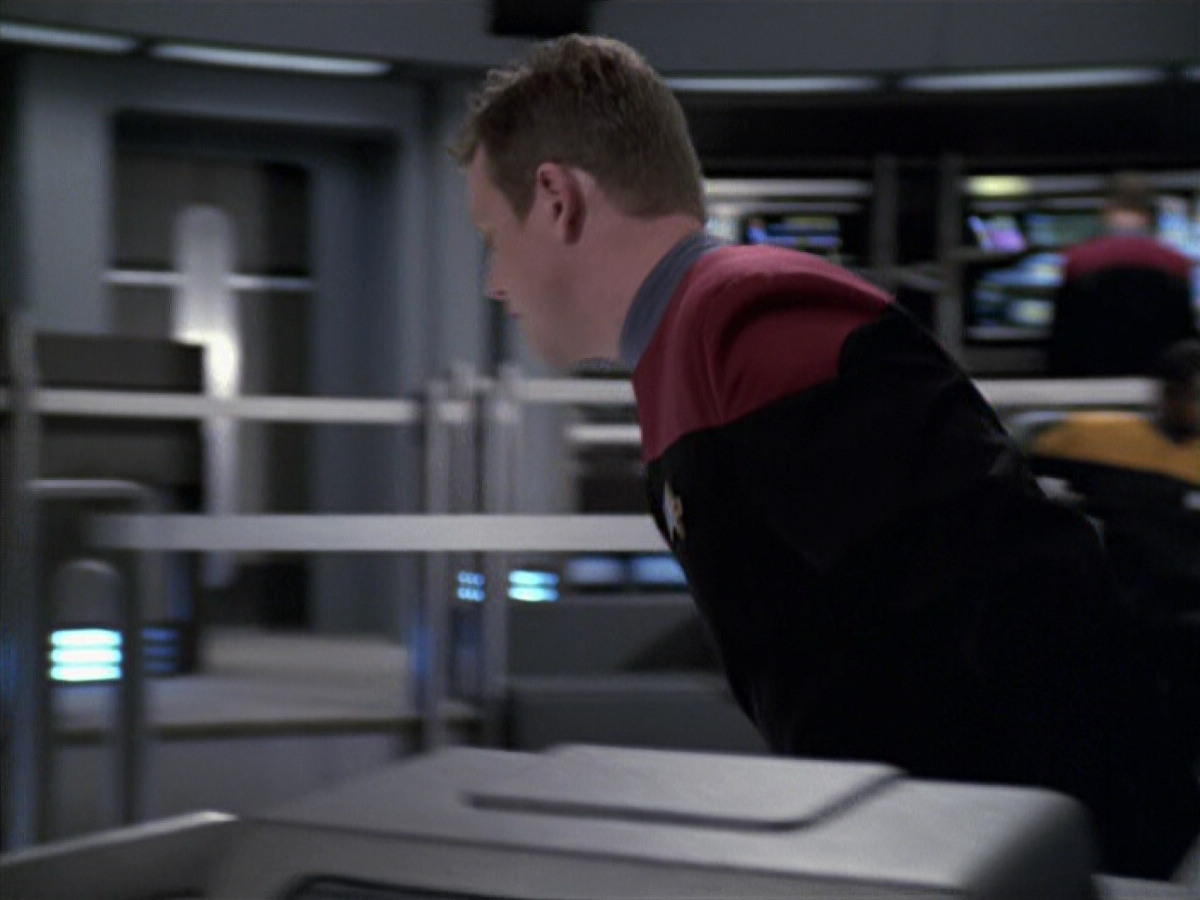extant_StarTrek_VOY_6x22-Muse_03039.jpg