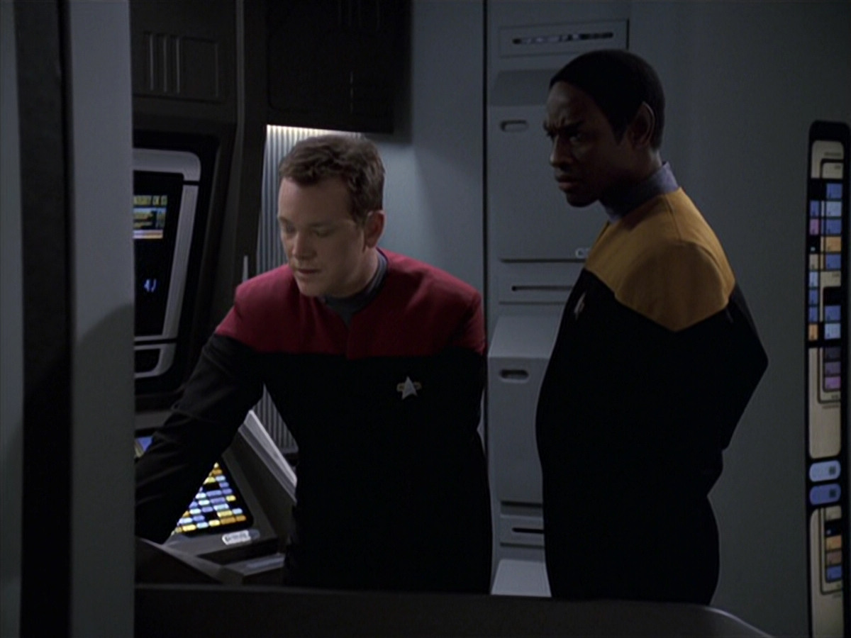 extant_StarTrek_VOY_6x22-Muse_03054.jpg