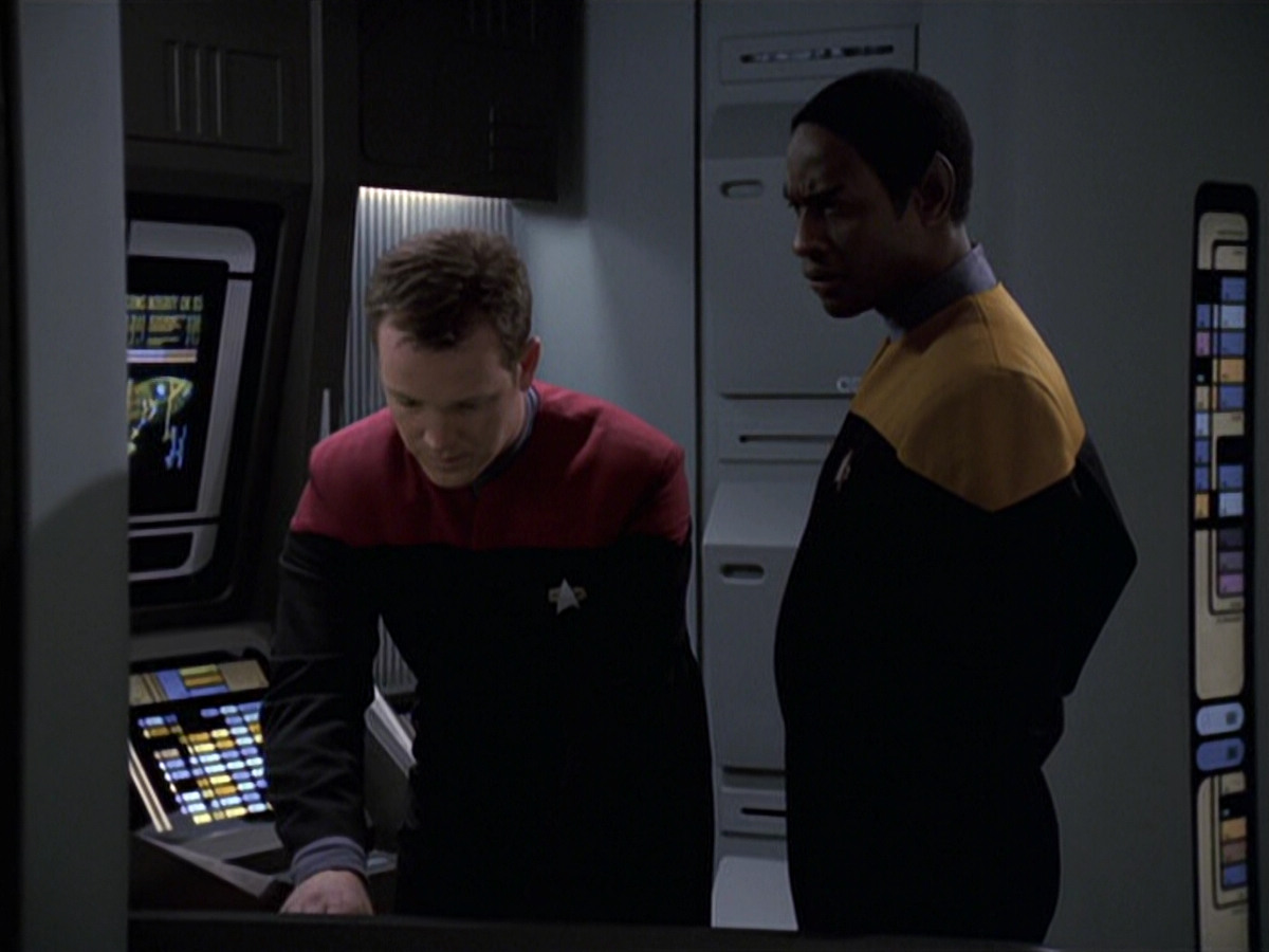extant_StarTrek_VOY_6x22-Muse_03056.jpg