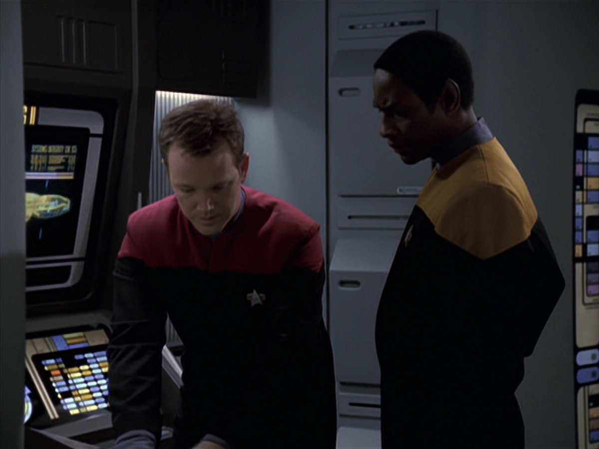 extant_StarTrek_VOY_6x22-Muse_03059.jpg