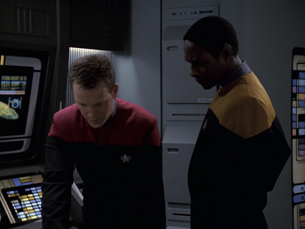 extant_StarTrek_VOY_6x22-Muse_03061.jpg