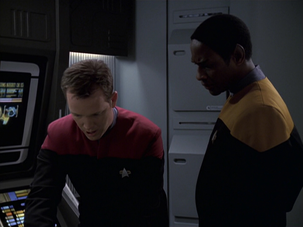 extant_StarTrek_VOY_6x22-Muse_03064.jpg