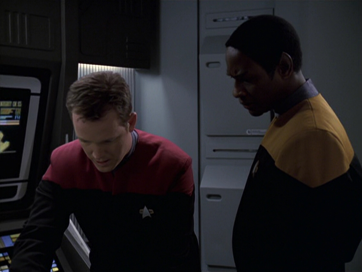 extant_StarTrek_VOY_6x22-Muse_03065.jpg