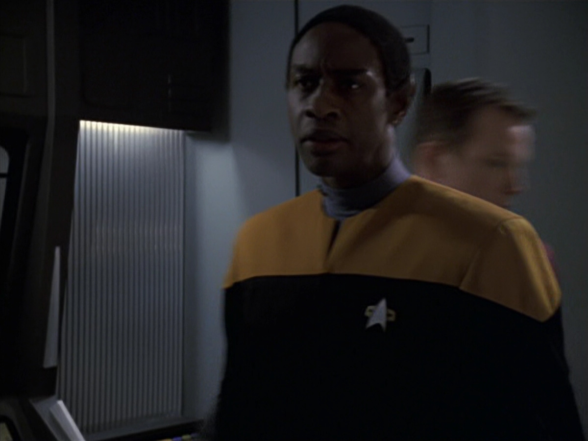 extant_StarTrek_VOY_6x22-Muse_03069.jpg
