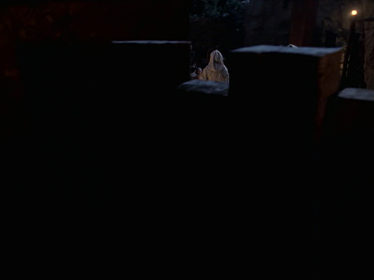 extant_StarTrek_VOY_6x22-Muse_03079.jpg