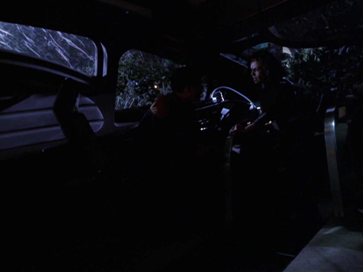 extant_StarTrek_VOY_6x22-Muse_03193.jpg