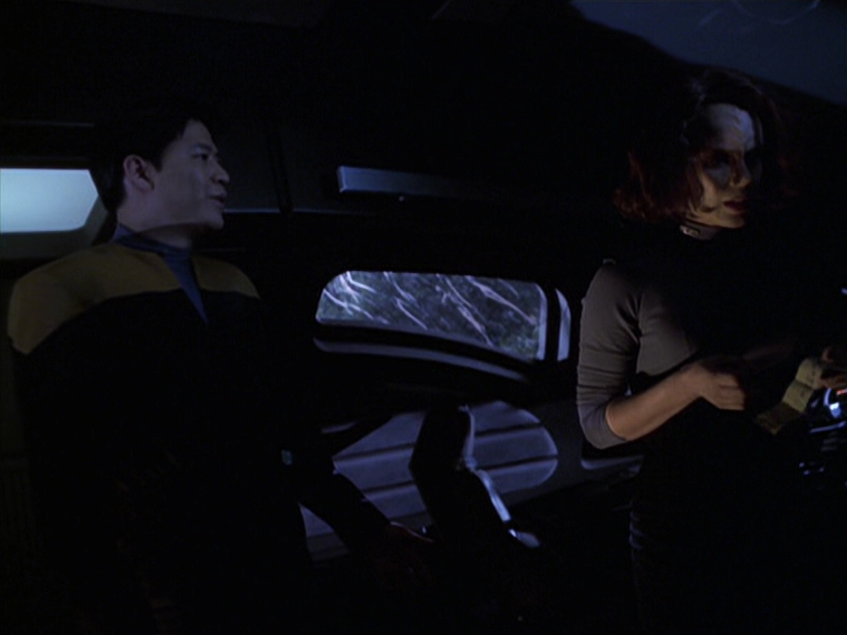 extant_StarTrek_VOY_6x22-Muse_03275.jpg