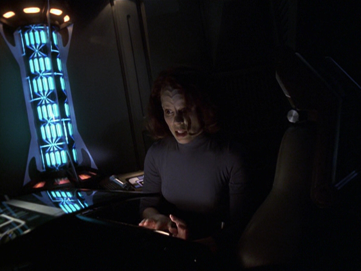 extant_StarTrek_VOY_6x22-Muse_03298.jpg