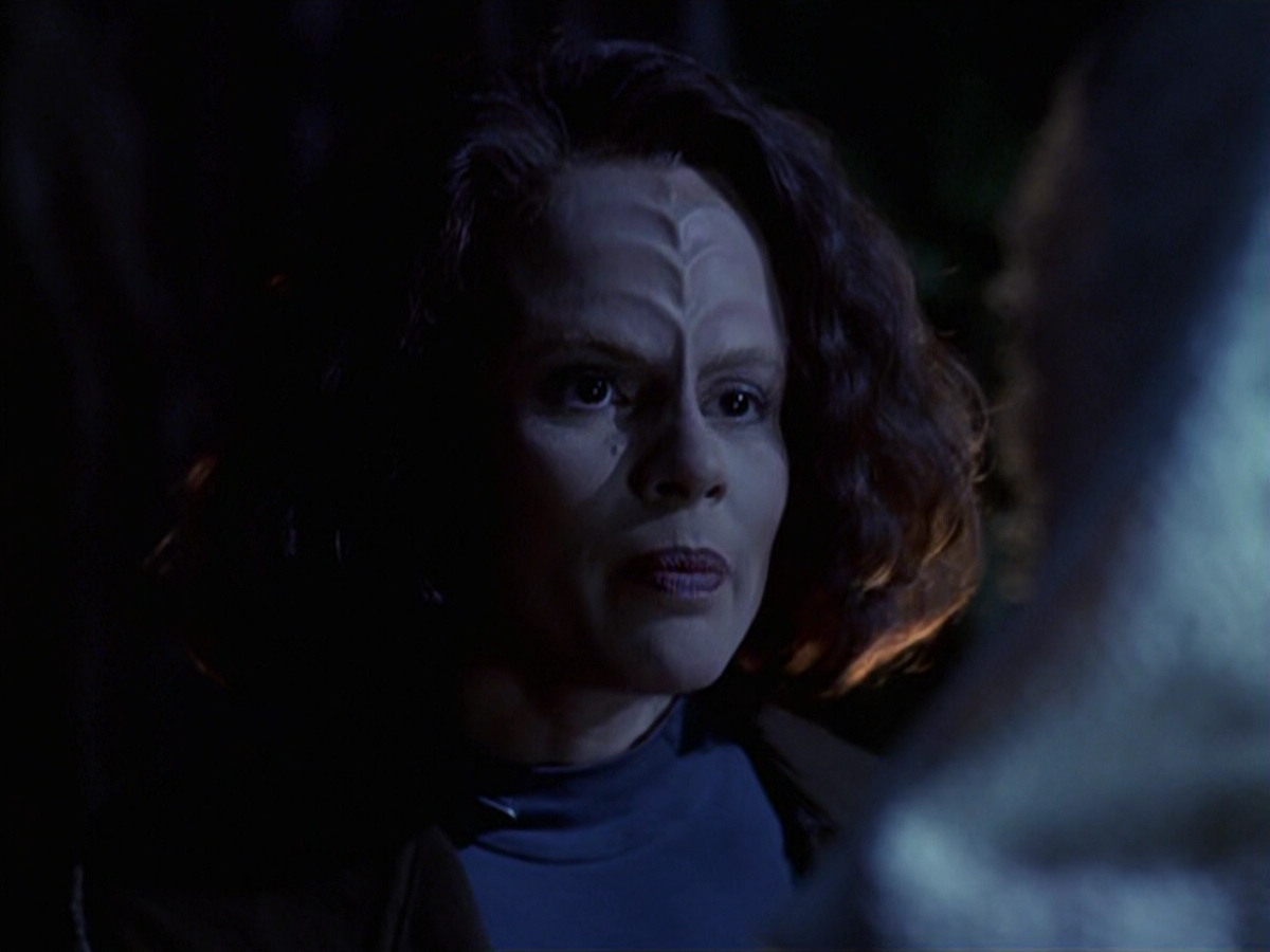 extant_StarTrek_VOY_6x22-Muse_03553.jpg