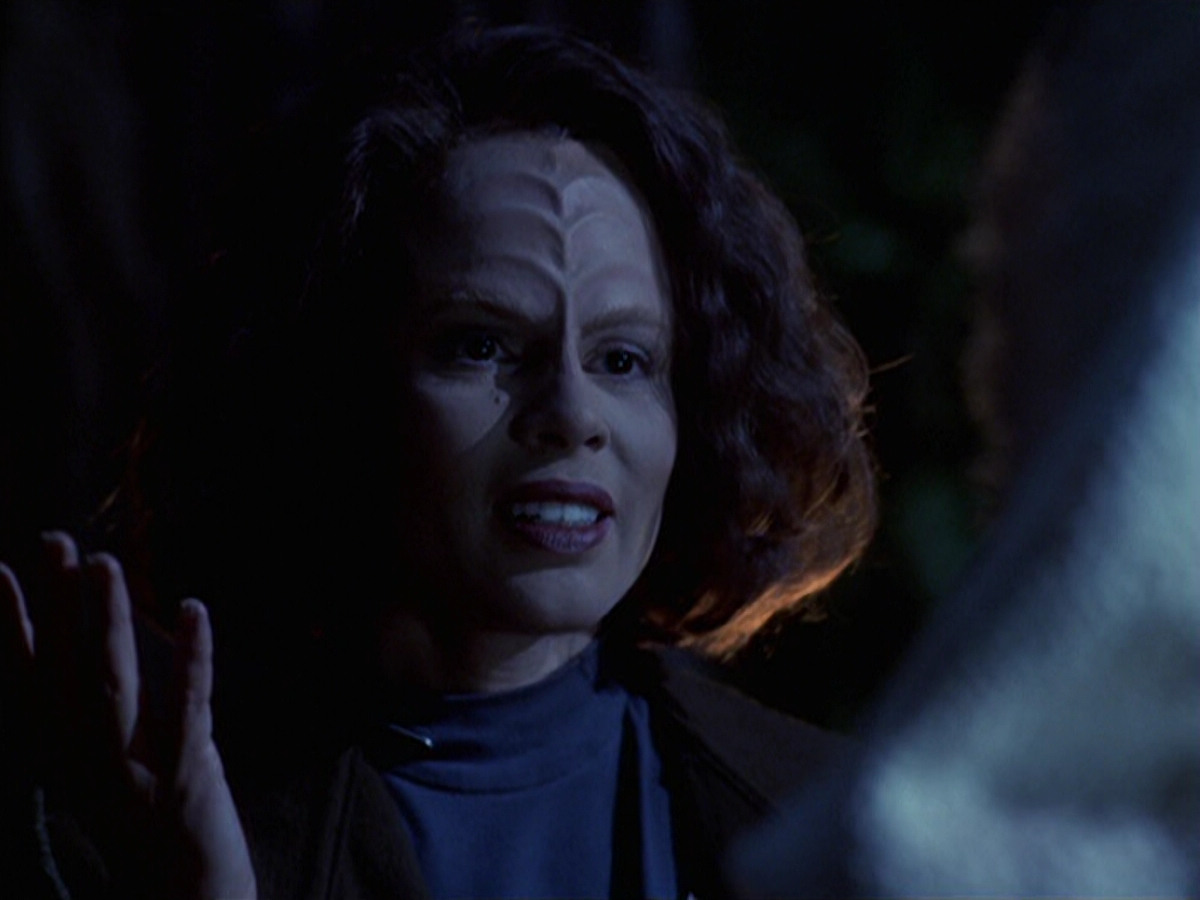 extant_StarTrek_VOY_6x22-Muse_03559.jpg