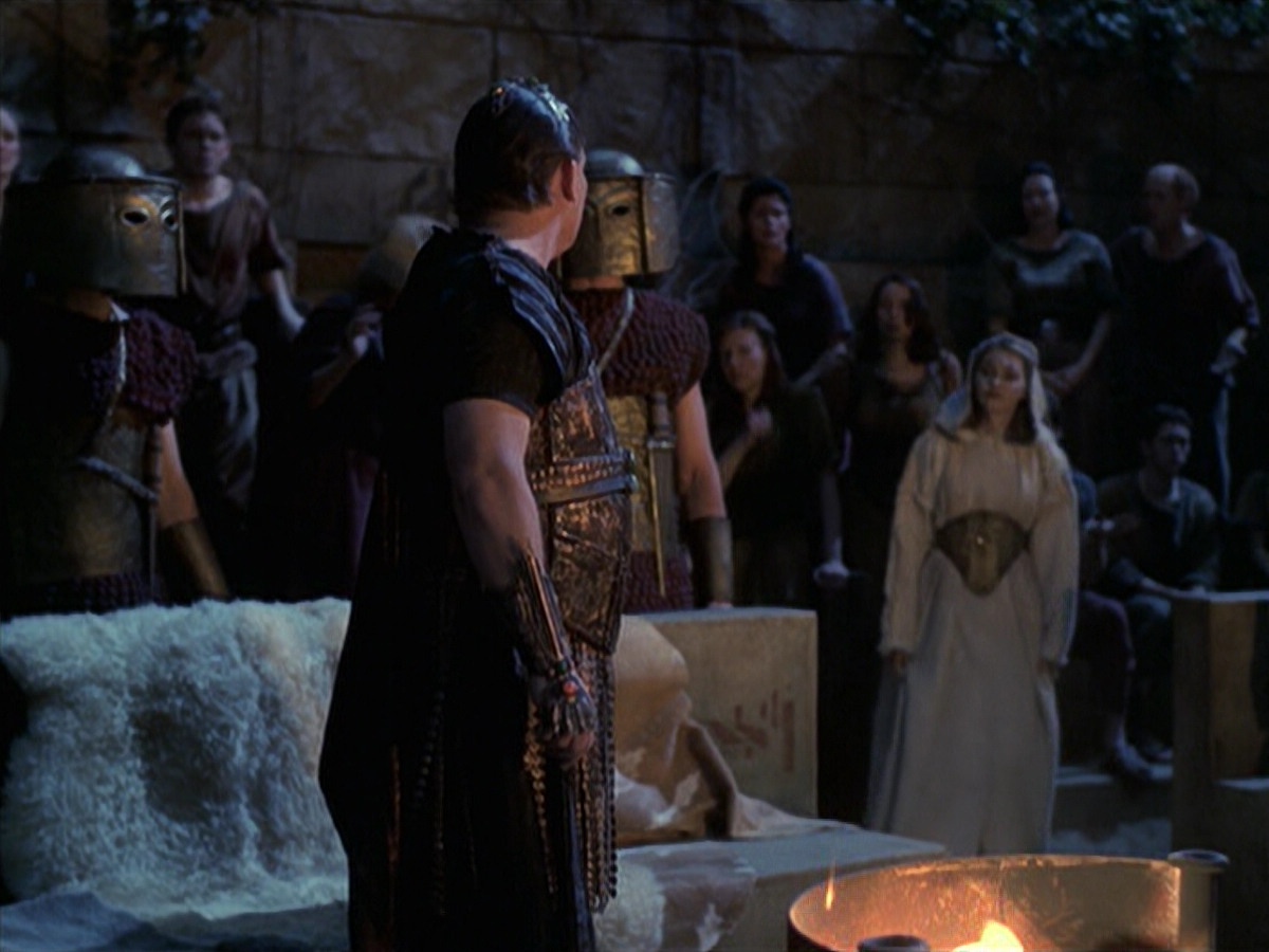 extant_StarTrek_VOY_6x22-Muse_03573.jpg