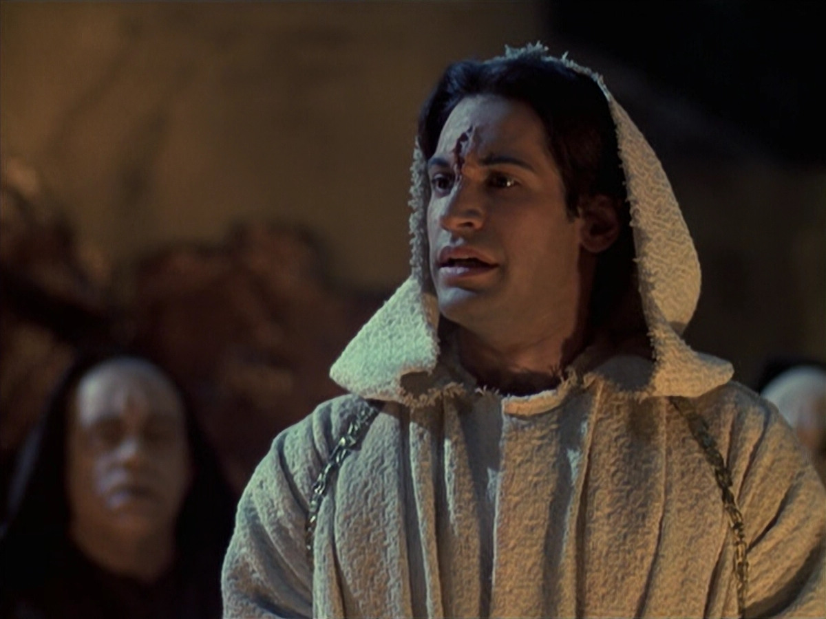 extant_StarTrek_VOY_6x22-Muse_03598.jpg