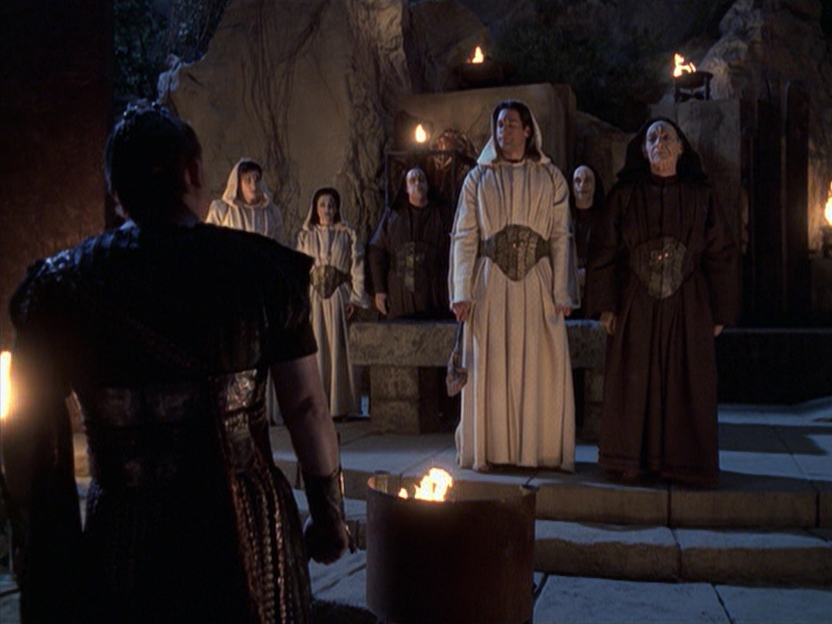 extant_StarTrek_VOY_6x22-Muse_03630.jpg